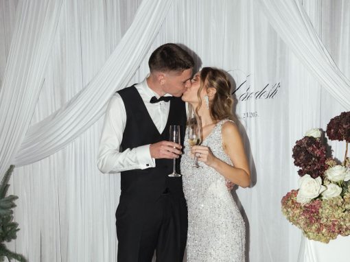 Larisa & Krešimir – A modern Winter Wedding Story